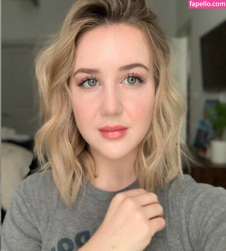 Johnie Maraist hd actress pics