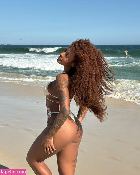 Giovanna Jacobina free pornstar img