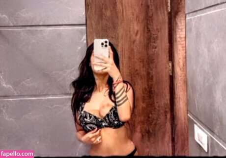 Shambhavi Singh hot model galleries