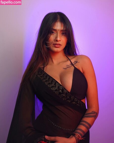 Shambhavi Singh pornstar sexy img