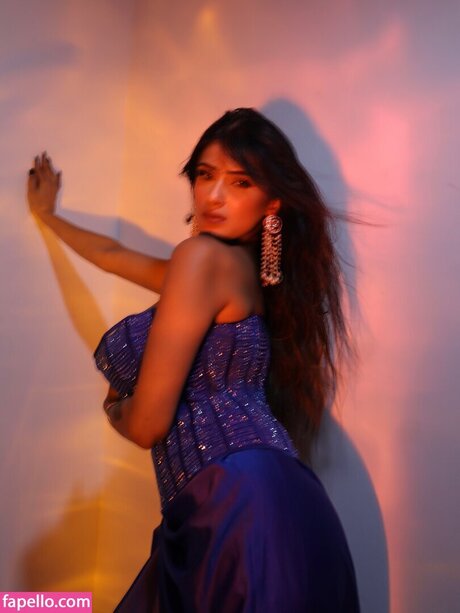 Shambhavi Singh pornographic star gallery