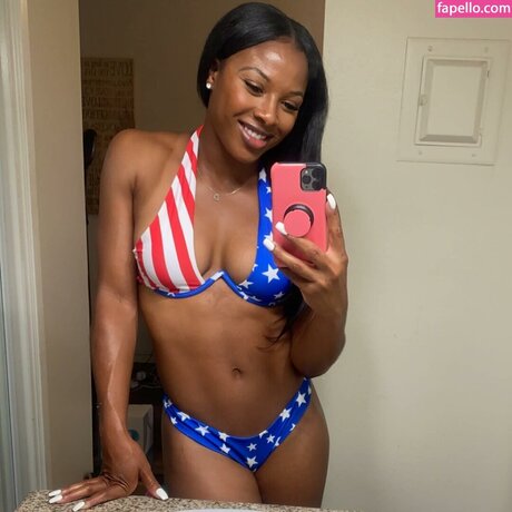 petite wife onlyfans hot naked pics