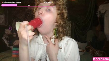 Please Doe Stop hot star photo