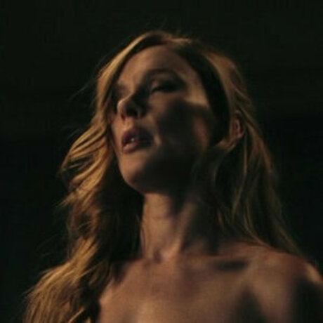 Bella Dayne pornstar naked archive