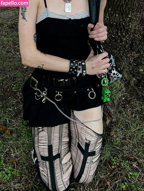 Vynomous adult actress image