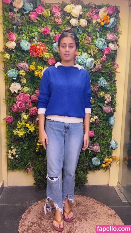 Isha Malviya pretty model archive