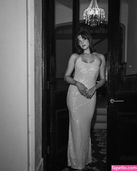 Meg Bellamy erotic actress gallery