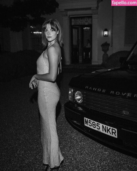 Meg Bellamy star top archive