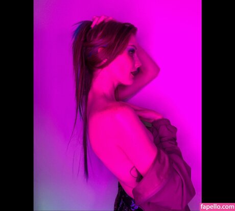 Calbits nude actress gallery