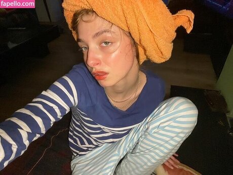 Ava Kalitowski model hd pics