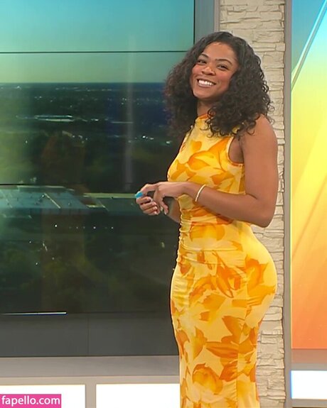 shelbischauble star nude img