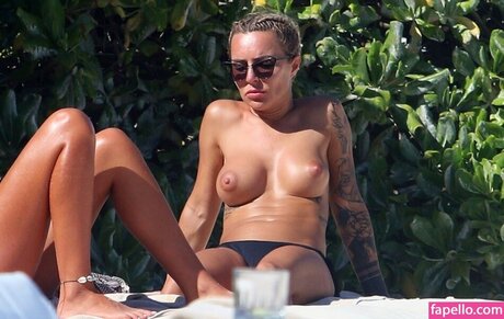 Blanka Lipi ska star nudes image