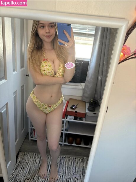 pr1ncessliaa model nice photos