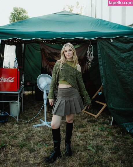 Esther Graf star erotic pics