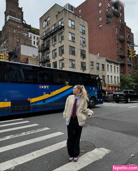 Esther Graf free star images