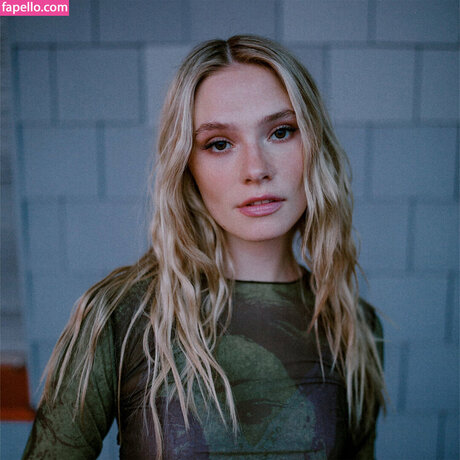 Esther Graf pornstar sexy pics