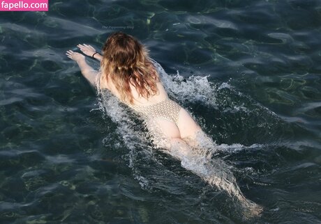 Clara McGregor model pics