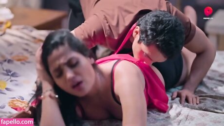 Manvi Chugh exclusive model picture