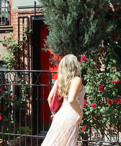 Sabrina Brier porn model photos