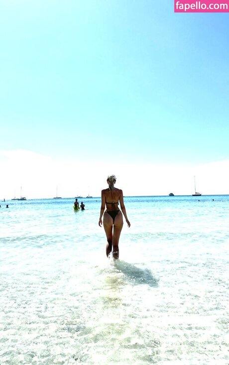 40 onlyfans beautiful xxx archive