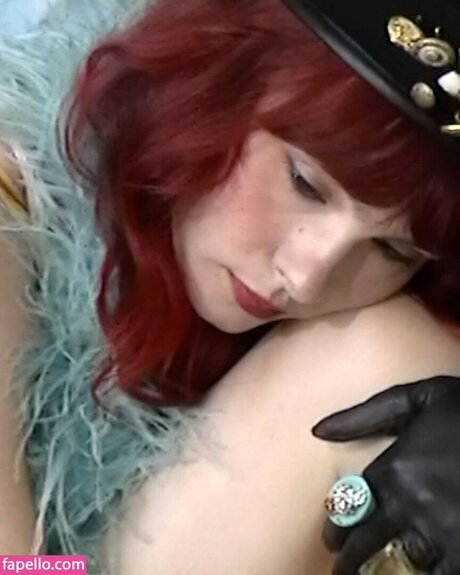 Ava Maybee sexy actress images