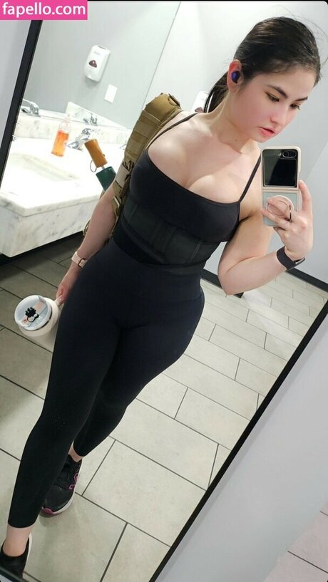 busty mom onlyfans nice pic