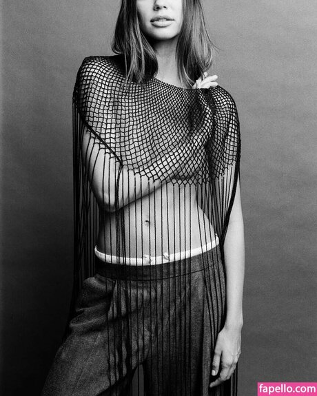 alexleeaillon model top picture