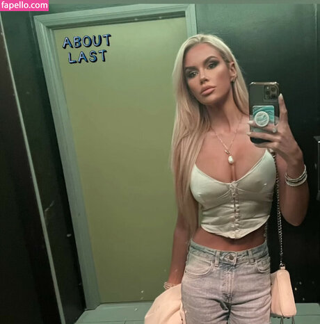 dildo onlyfans hot sexy photos