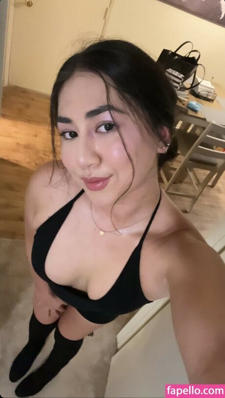 supergassyqueen model art gallery