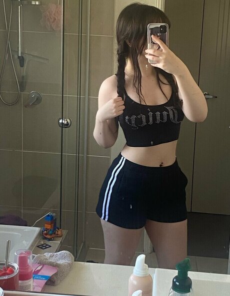 _tinynoob pornographic star picture