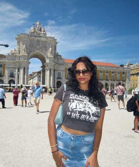 Abby Govindan xxx actress gallery