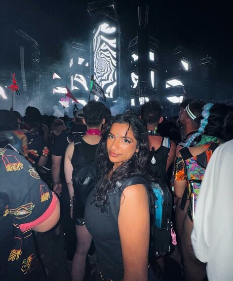 Abby Govindan pretty pornstar photos