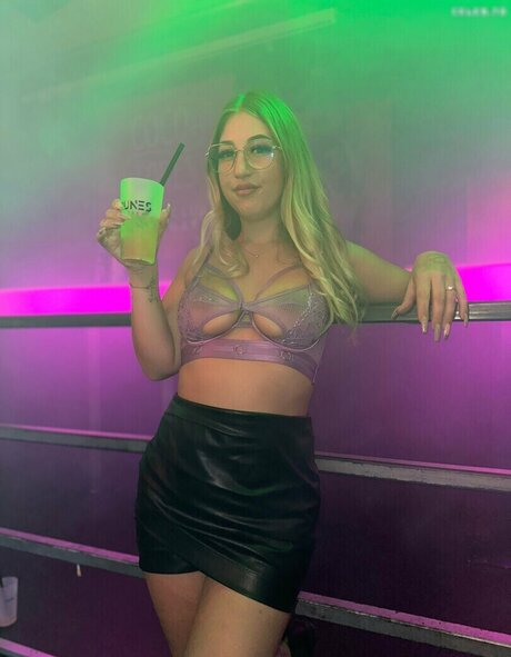 TamyTation high quality pornstar gallery