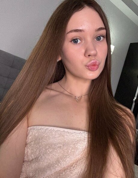 Barbara Babe sexy model pic