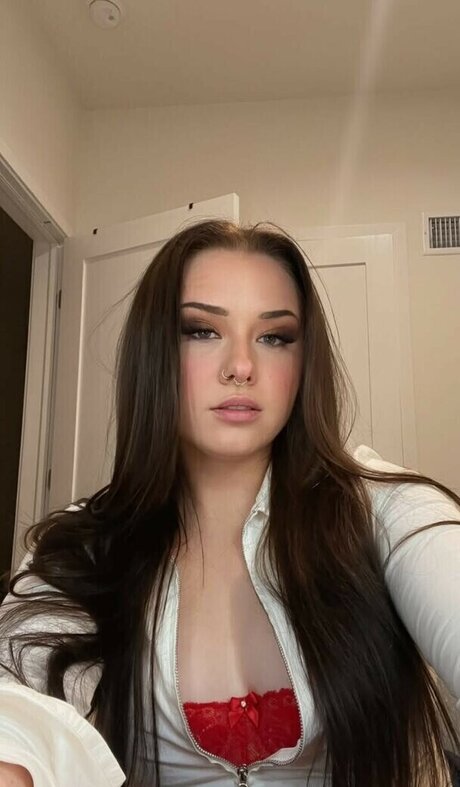 Sarah Schauer adult star images