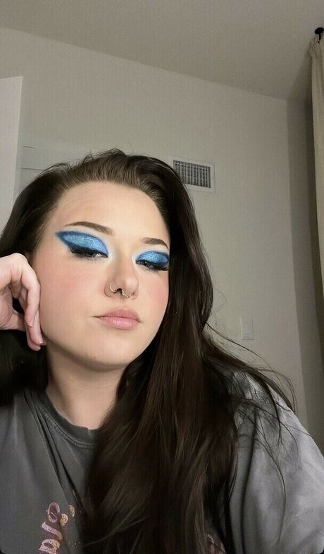 Sarah Schauer pornstar pretty pics