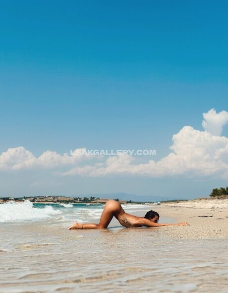 girl on girl onlyfans hd photos