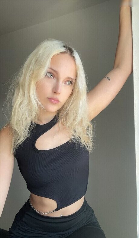 bienmichelle model pornographic gallery