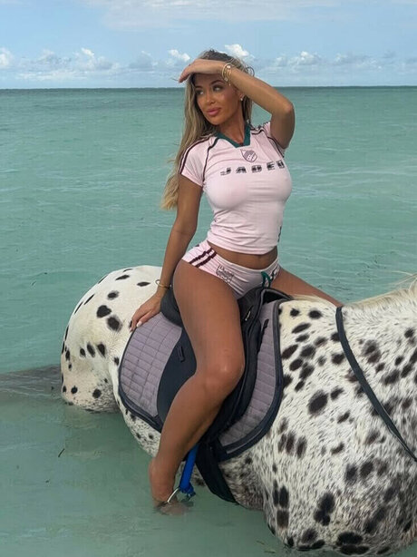 petite slut onlyfans pretty images