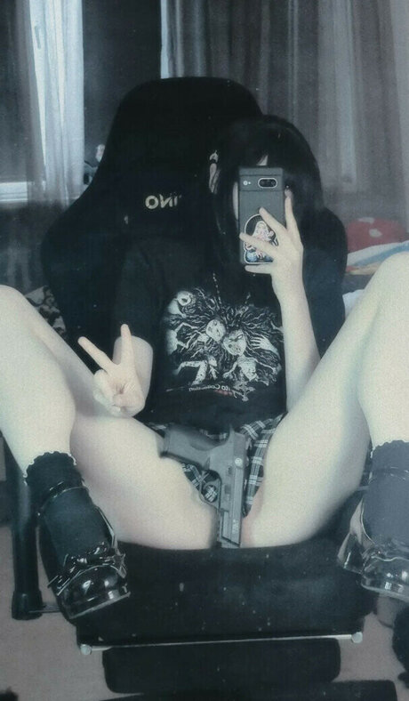 Loafqueen model hd images