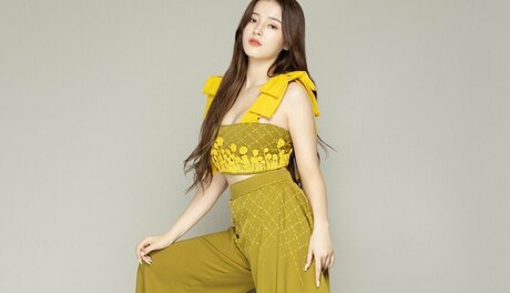 Nancy Momoland top actress images