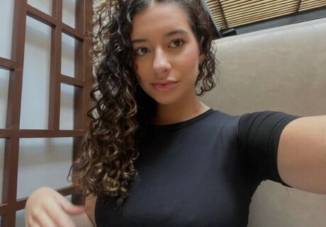 Vtzadaax model adult img