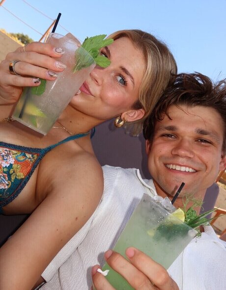 Maria Comstock model naked galleries