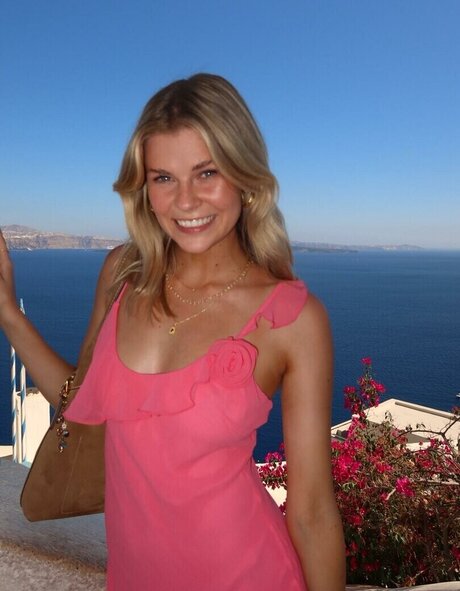 Maria Comstock xxx model images