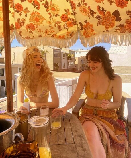 Sydtrip beautiful actress gallery