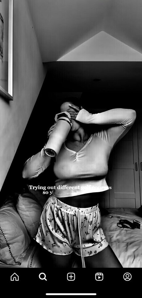 Caitlinnmazza erotic model picture