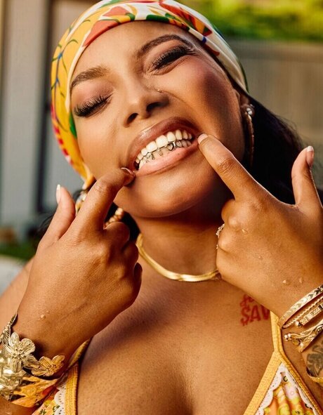 kortynie pornstar nice pics