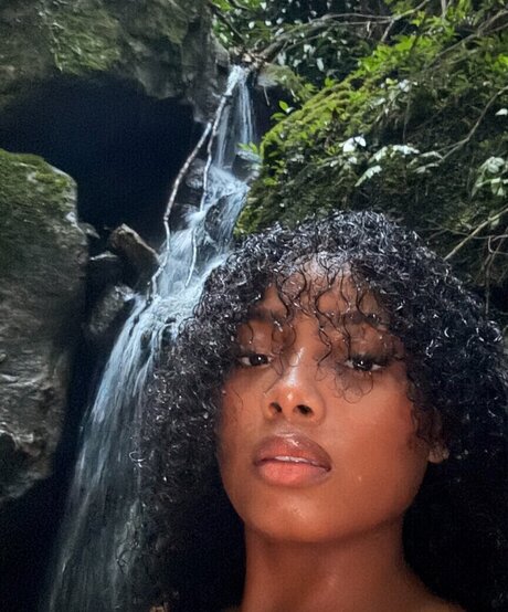 kortynie model erotic galleries