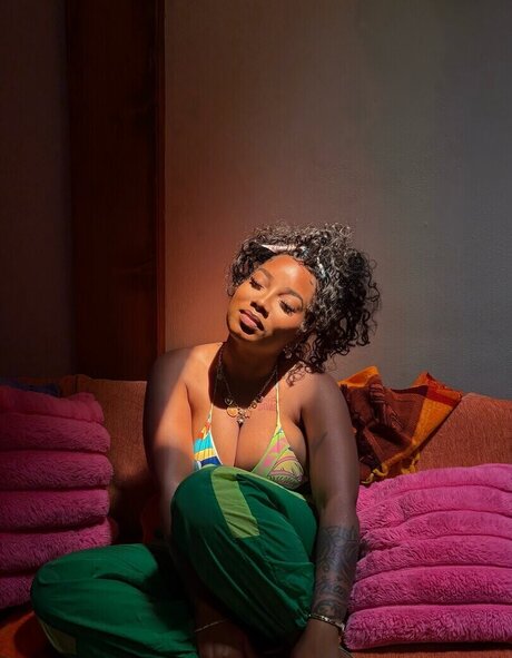 kortynie star adult img