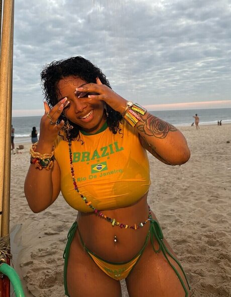 kortynie sex actress gallery